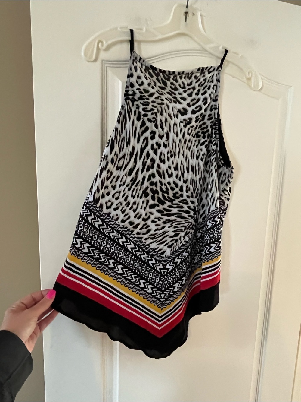 Iz Byer Black and White Leopard Print Sleeveless Top Flowy Size Large - Picture 5 of 14